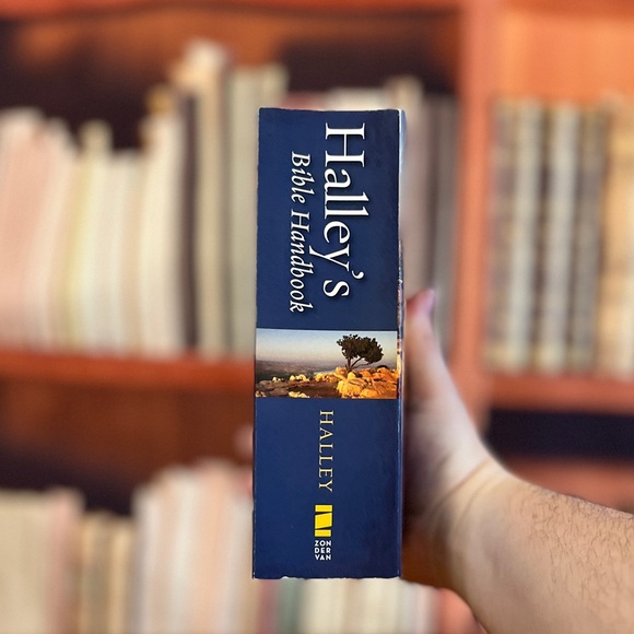 Halleys Bible Handbook with the King James Version Paperback ISBN: 9780310621782 - Picture 3 of 7